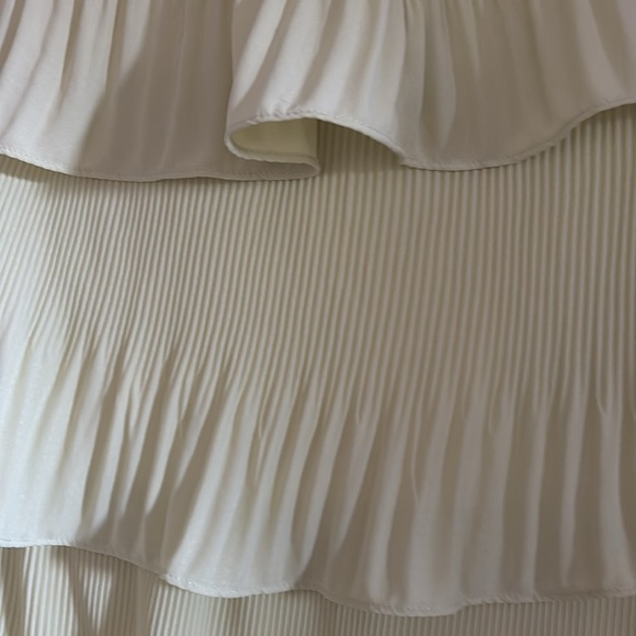 Lime green‎ Tiered Skirt - Picture 2 of 5